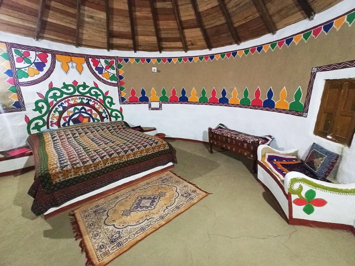 Banni Village Resort - Rann Of Kutch Bherandiāla エクステリア 写真