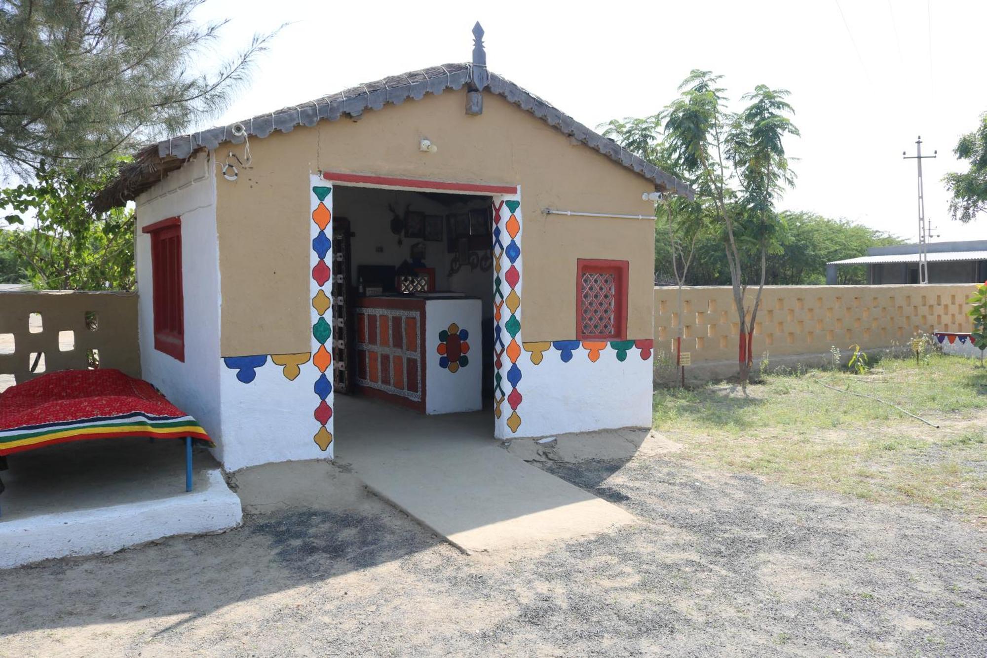 Banni Village Resort - Rann Of Kutch Bherandiāla エクステリア 写真
